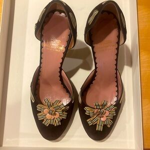 Moschino suede brown pumps